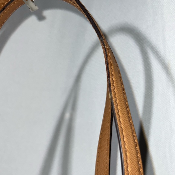 Micheal Kors Tote Tan 14 1/2 x 5 x 11 - Picture 7 of 15